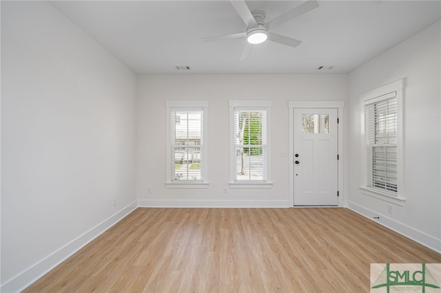 entryway featuring ceiling fan and light hardwood / wood-style floors