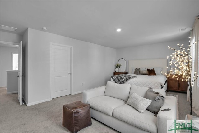 view of carpeted bedroom