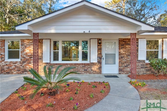 view of front of property with a porch