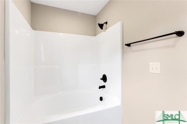 full bath featuring shower / washtub combination