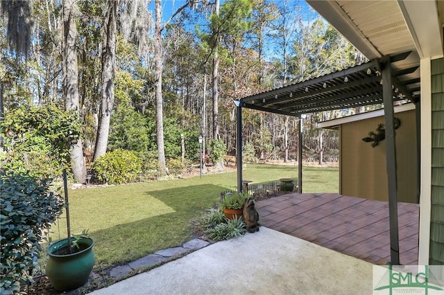 view of patio featuring a pergola