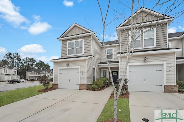 view of front of property featuring a garage