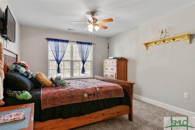 carpeted bedroom featuring ceiling fan