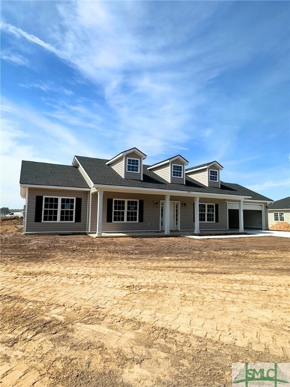 view of front facade with covered porch