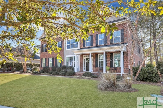 view of front facade featuring a front yard