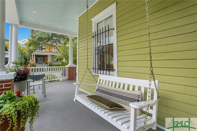 view of patio / terrace with covered porch