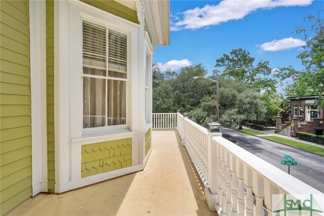 524 E Henry St, Savannah, GA 31401 - photo 34