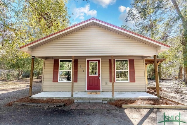 bungalow featuring covered porch