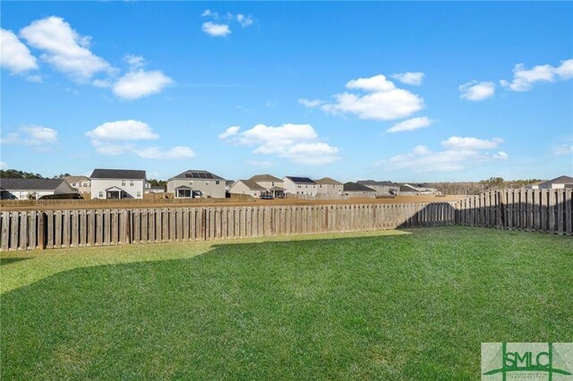 125 Grimsby Rd, Savannah, GA 31407 - view of yard featuring a residential view