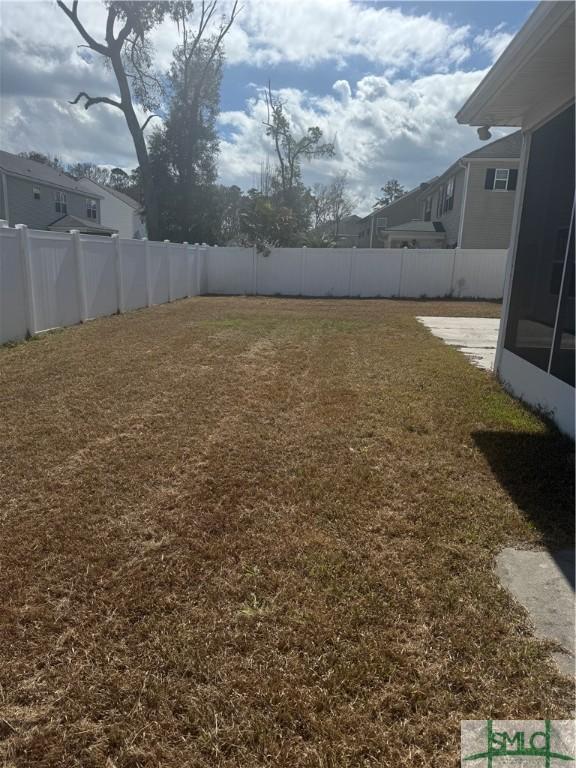 709 Eden Ln, Hinesville, GA 31313 - view of yard featuring a fenced backyard