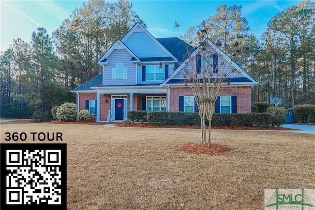 craftsman house with a front lawn