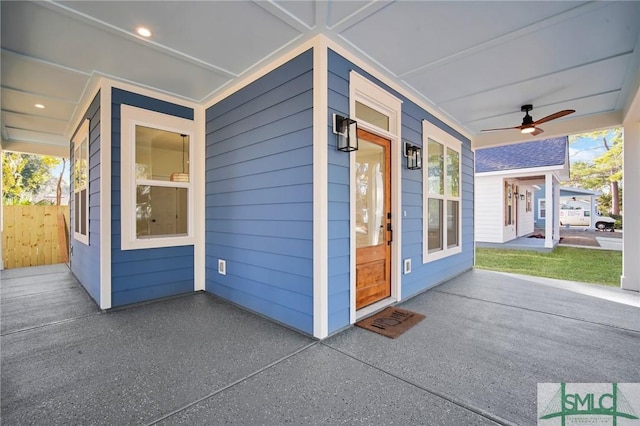 exterior space with ceiling fan and covered porch