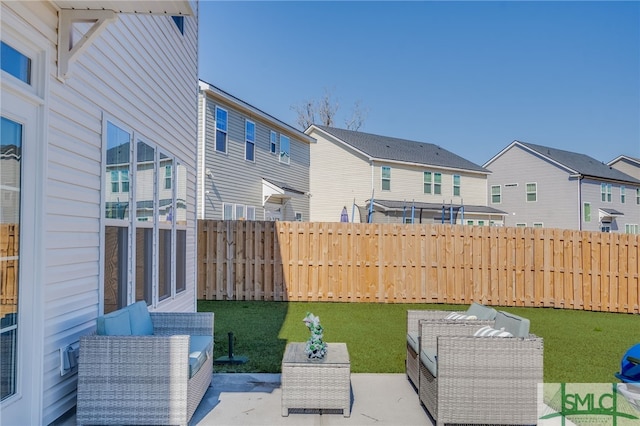 view of yard featuring a patio area