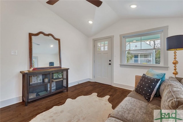 entryway featuring lofted ceiling, wood finished floors, recessed lighting, baseboards, and ceiling fan