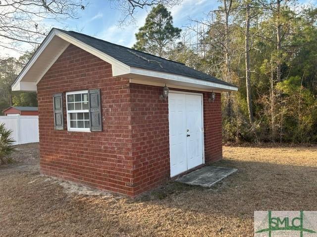 view of outbuilding