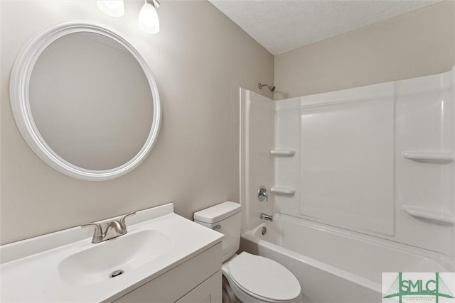 full bathroom featuring shower / tub combination, vanity, toilet, and a textured ceiling