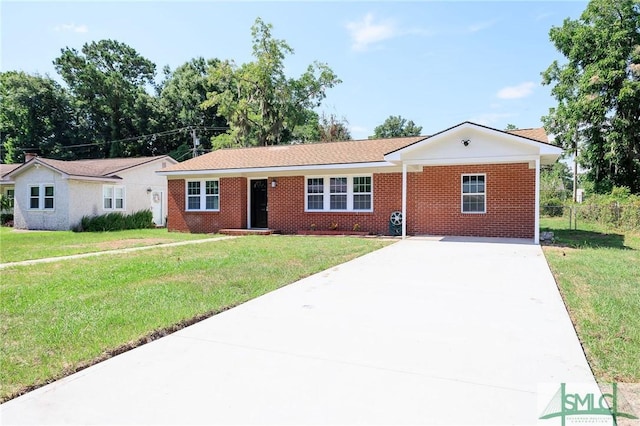 ranch-style house with a front yard