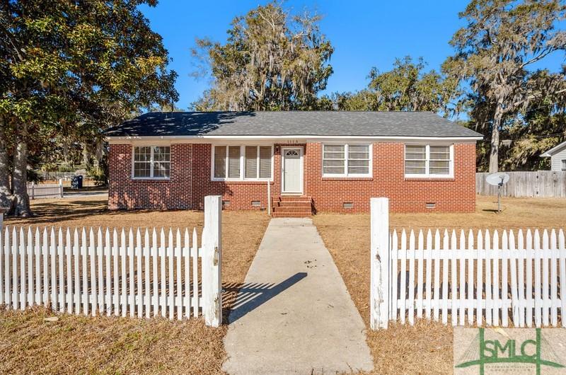 1115 Emmons St, Beaufort, SC 29902 - photo 1