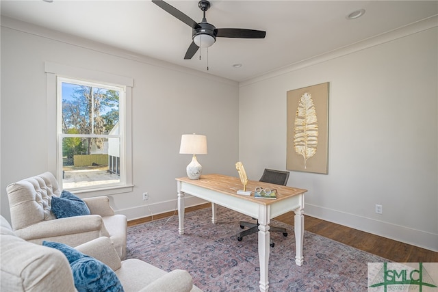 office featuring baseboards, a ceiling fan, wood finished floors, crown molding, and recessed lighting