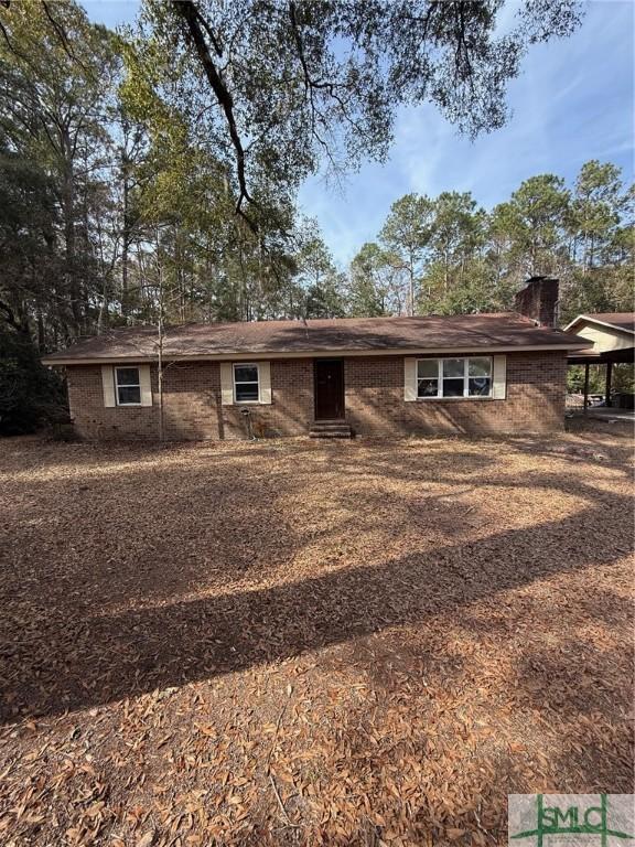 view of front of property