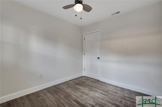 unfurnished room featuring wood-type flooring and ceiling fan