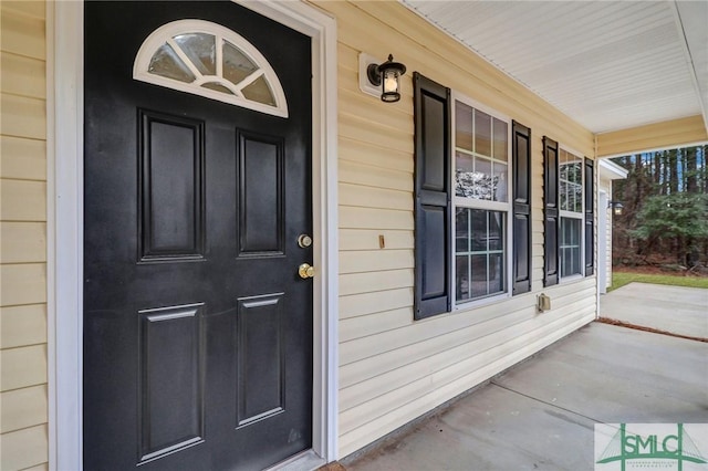 view of entrance to property