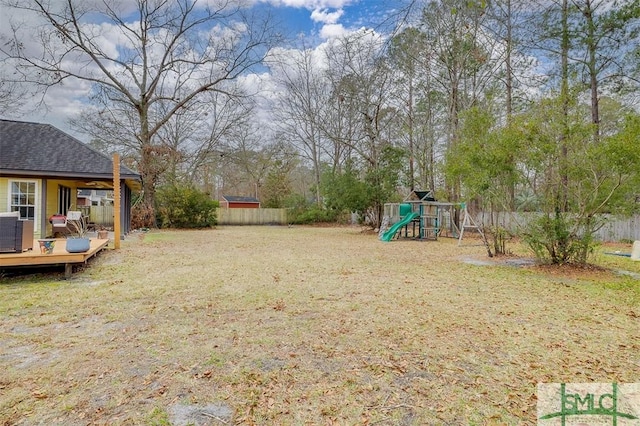 view of yard featuring a playground