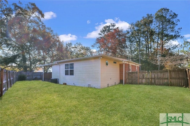 108 Stafford St, Hinesville, GA 31313 - view of side of property with a lawn