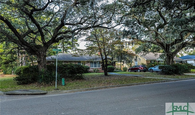 view of front of house