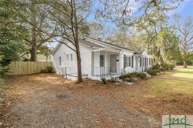 view of front of property