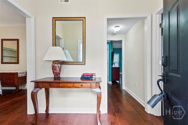216 Olde Towne Rd, Savannah, GA 31410 - entryway with dark wood-style floors and baseboards