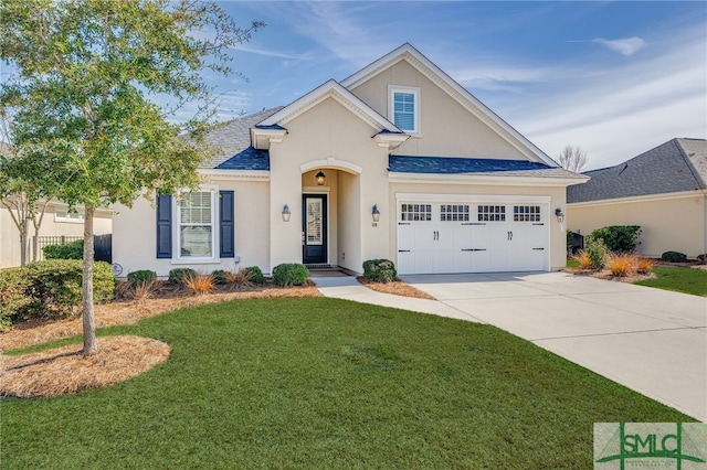 view of front of house with a front lawn