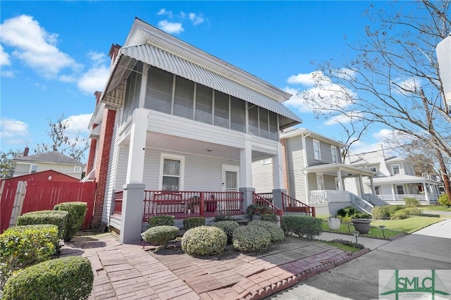 view of front of house featuring covered porch