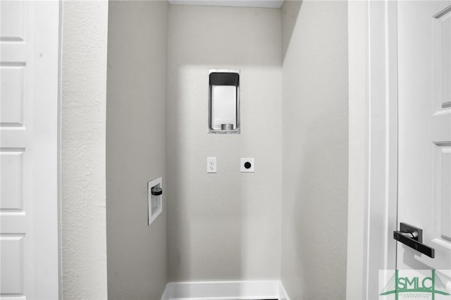 laundry area with electric dryer hookup and hookup for a washing machine