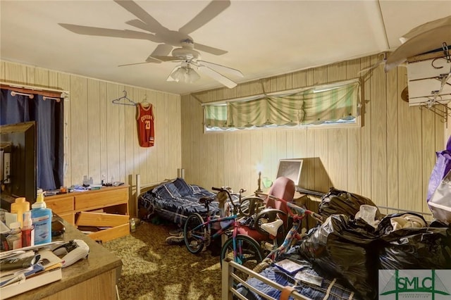 bedroom with a ceiling fan