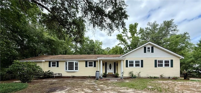 312 Schuman Dr, Bloomingdale, GA 31302 - photo 1