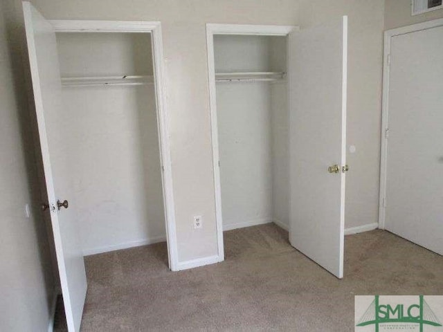 closet with visible vents