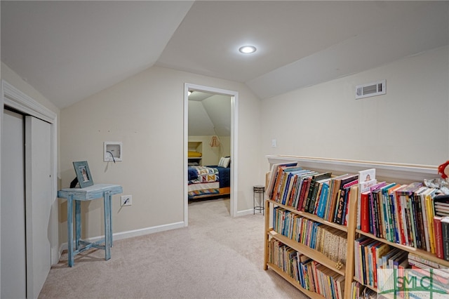 202 E 49th St, Savannah, GA 31405 - sitting room with lofted ceiling and carpet