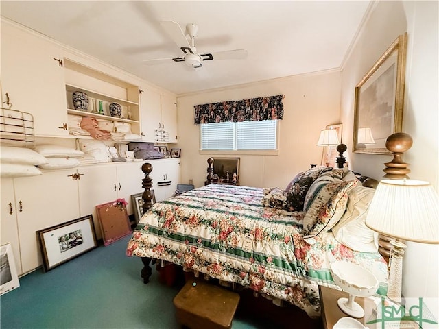bedroom with carpet flooring and ceiling fan