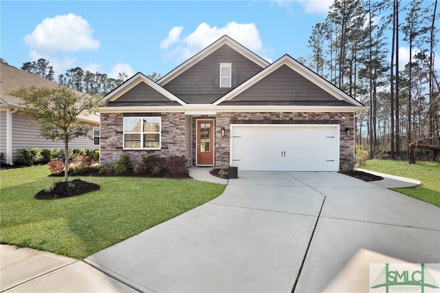 craftsman house featuring an attached garage, driveway, and a front lawn