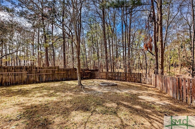 view of yard featuring a fenced backyard