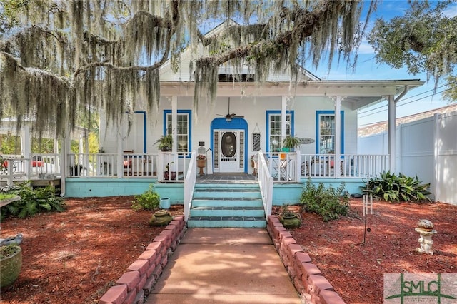 view of front of home with covered porch