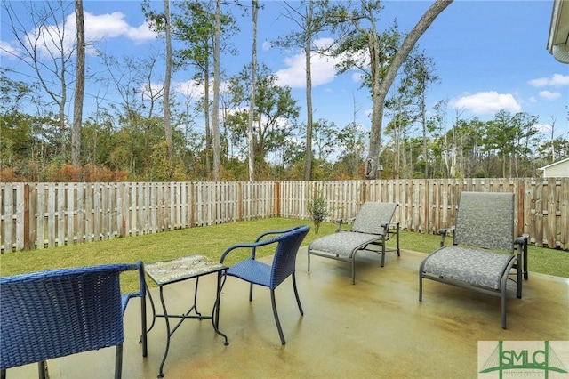 view of patio featuring a fenced backyard