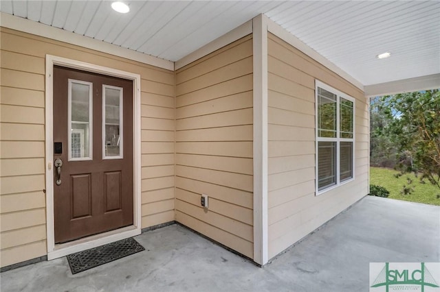 view of property entrance