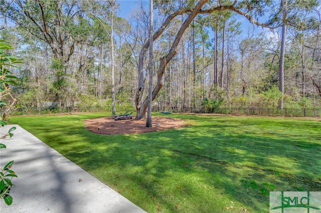 view of yard featuring fence