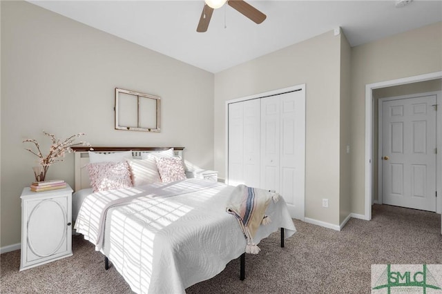 bedroom featuring carpet, a closet, ceiling fan, and baseboards