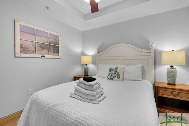 bedroom with a ceiling fan