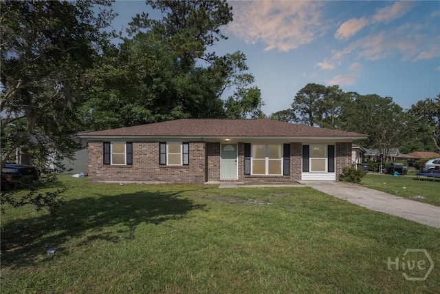 7014 Key St, Savannah, GA 31406 - ranch-style house featuring brick siding and a front yard