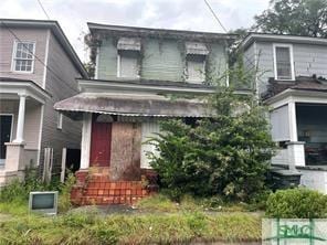 718 W 38th St, Savannah GA, 31415, 3 bedrooms, 2 baths house for sale