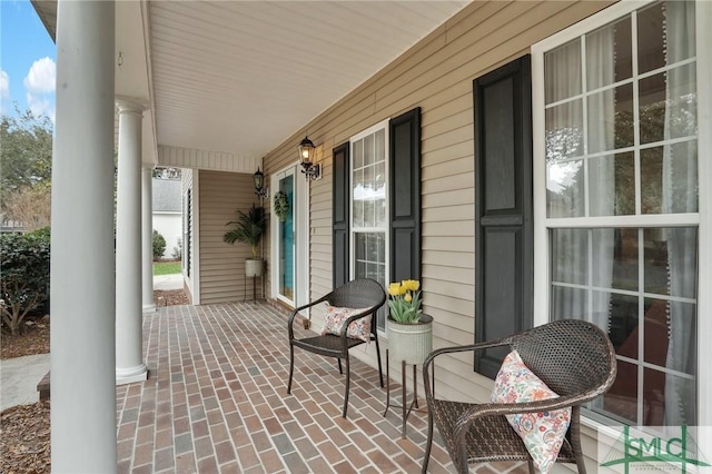 view of patio / terrace with covered porch